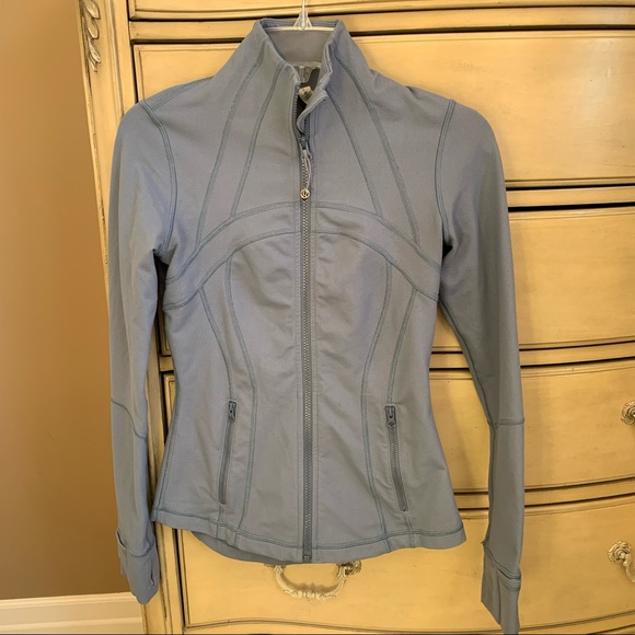 SOLD Lululemon define jacket - Picture 4 of 4